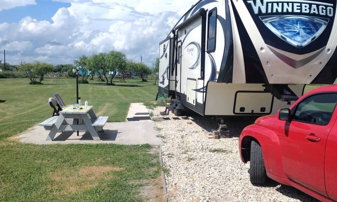 Rockport RV Rental | BRINGYOUROWNPARTY Set up camp across from a public beach and walk to heaven