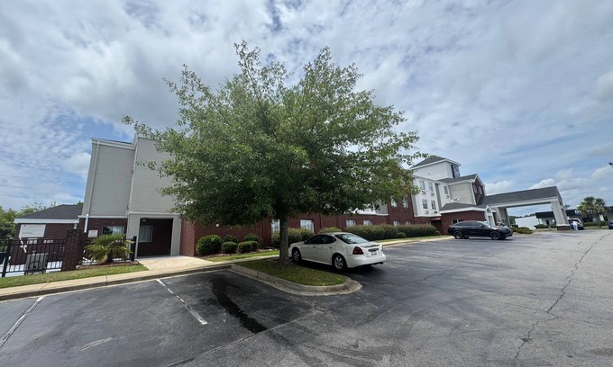 Sumter Hotel | Broad St Inn