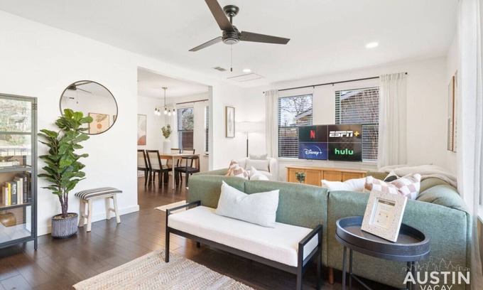 Mueller Apartment | Broadmoor xxxxxxxxxx
