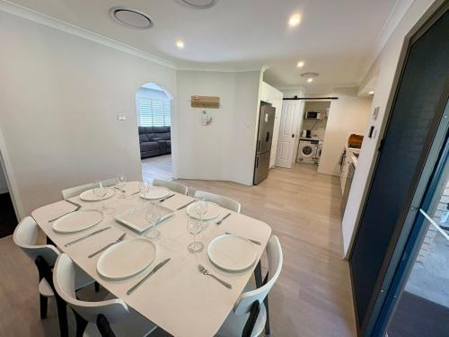 Broadwater House | Broadwater Beach Cottage