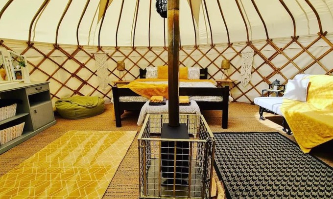 Llandovery Other | Bronfelen Yurt