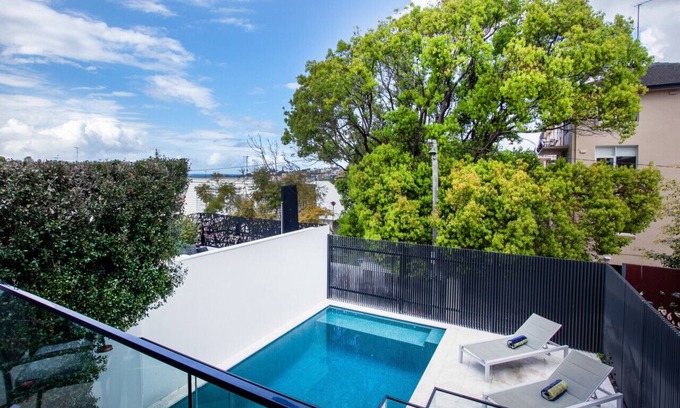 Bronte House | Bronte Beach Family Retreat with Pool and 5 Bedrooms