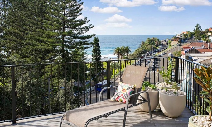 Bronte House | Bronte Beach House with Ocean Views
