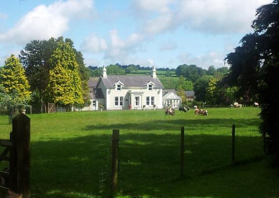 Lisburn House | Brookhall Cottages