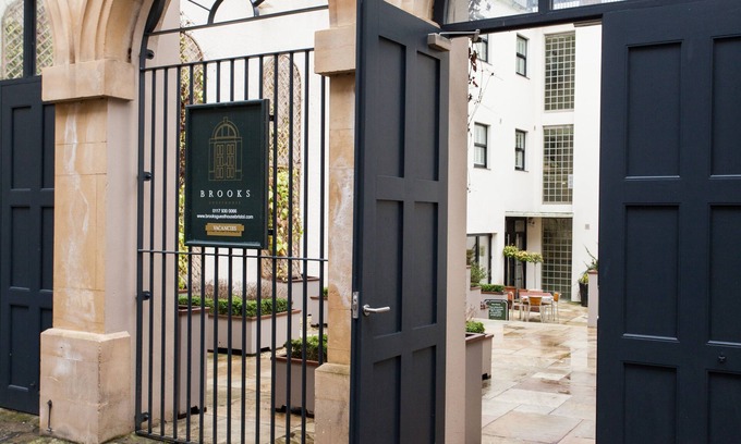 Bristol Old City House | Brooks Guesthouse Bristol