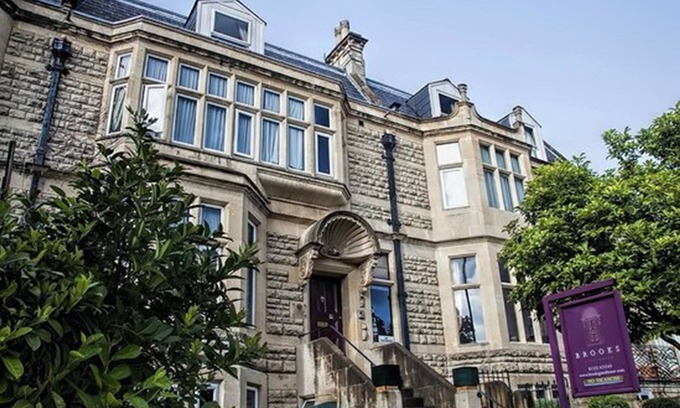 Bath Bed & Breakfast | Brooks Guesthouse
