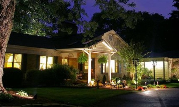 Waynesville Bed & Breakfast | Brookside Mountain Mist Inn B&B