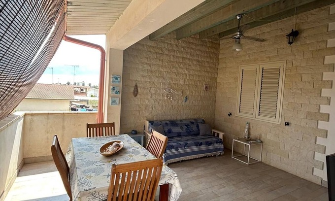 Caucana-finaiti-casuzze-finaiti Nord Apartment | Broom house 2 minutes walk from the beach