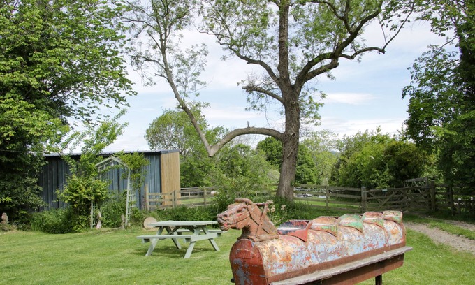 Montgomery Cottage | Broughton Stables