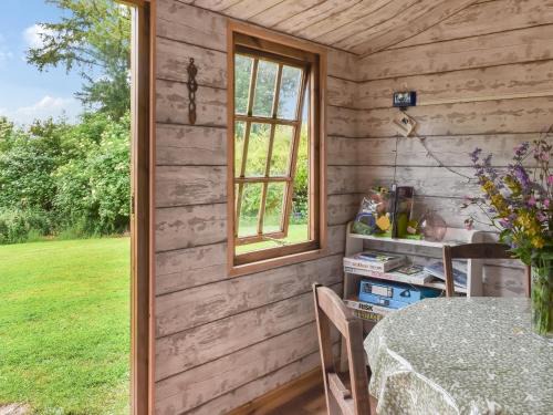 Llanfihangel Tal-y-llyn House | Brown Hare - Uk49799