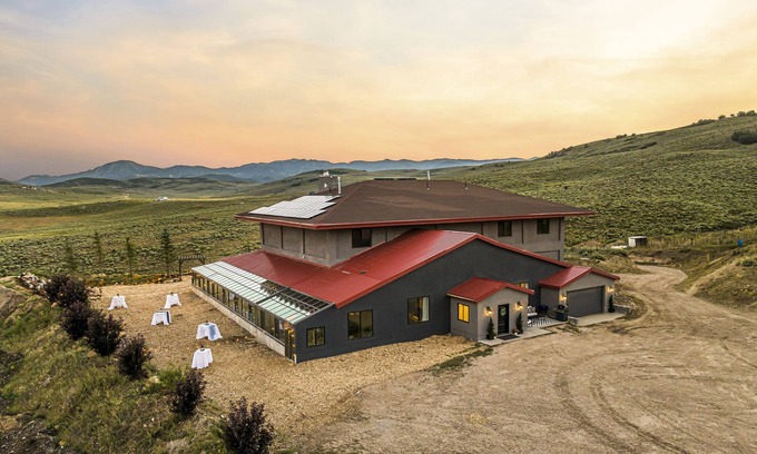 Park City Cabin | Browns Canyon Lodge - with an Indoor Hot Tub and Game Room-