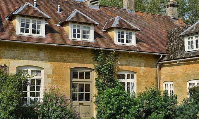 Chipping Norton Cottage | Bruern Cottages - Newmarket (sleeps 8 + 2)