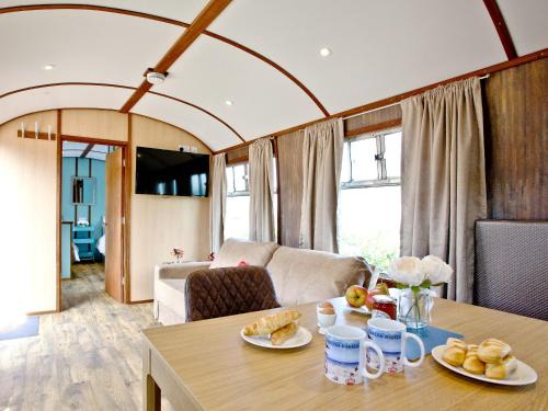 Dawlish Warren Cabin | Brunel Boutique Railway Carriage 5