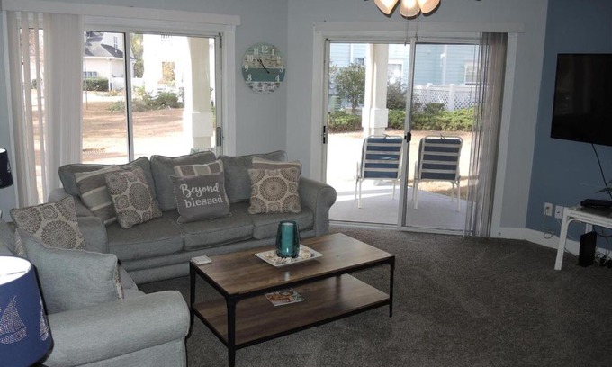 Calabash Villa | Brunswick Plantation Villa 1203 with Full Kitchen, Golf Course Onsite, and Short Drive to the Beach villa