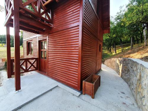Laktasi Apartment | Brvnara Emilija