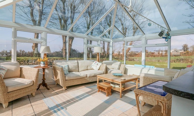 Edern Cottage | Bryn Cyttun