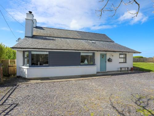 Holyhead House | Bryn Derwen