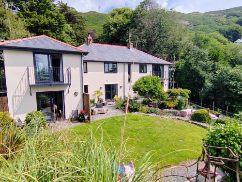 Barmouth House | Bryn Mynach Guest House