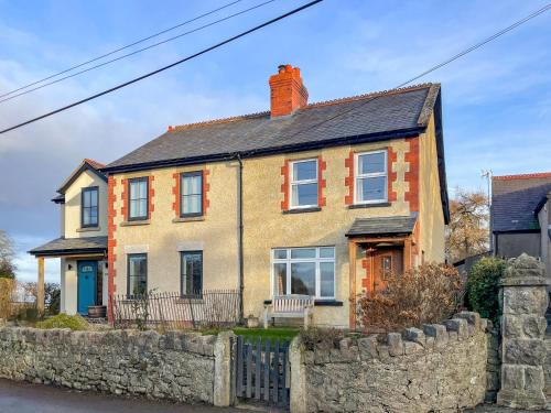 Colwyn Bay House | Bryn View Villa - Uk48825