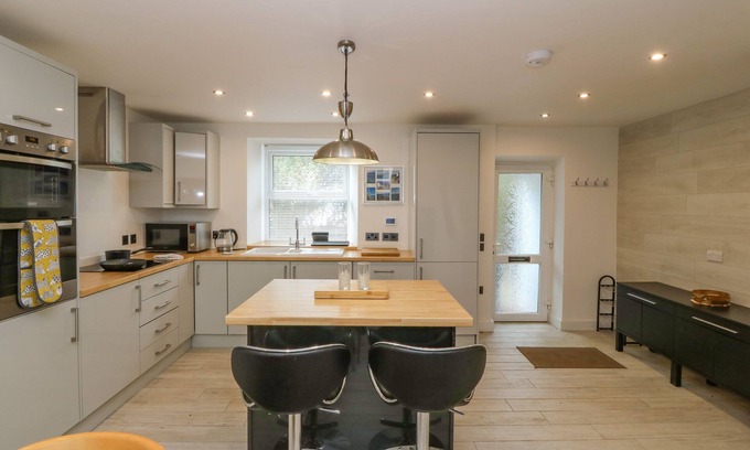 Garn Fadryn Cottage | Bryngolau
