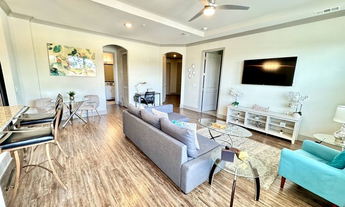 Lindbergh Apartment | Buckhead Oasis - Spacious 2bd, 2ba with Private Balcony
