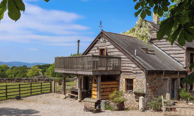 Kingsteignton Cottage | BUCKLEIGH LODGE, character holiday cottage in Kingsteignton