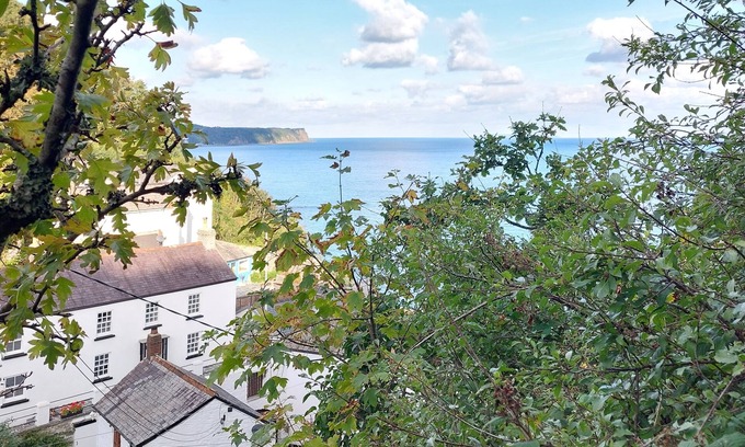 Bucks Mills Cottage | Bucks Mills, Devon coastal retreat 500m from dog-friendly beach & woodland walks