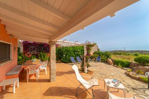 Porto San Paolo House | Bud by DomusAway