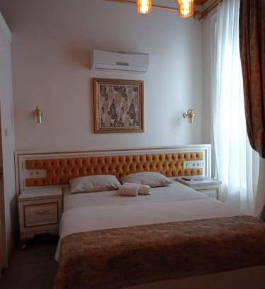 Karsiyaka Hotel | BUDAKZADE KONAĞI OTEL-RESTAURANT 1841