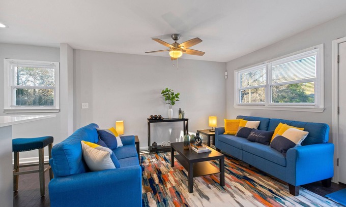 Atlanta House | Budget -Friendly Comfort at Haven B Private Upstairs Suite