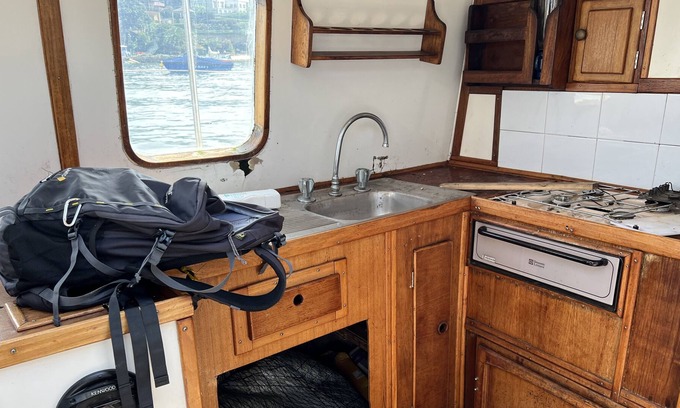 Sydney Boat Rental | Budget ON WATER ACCOMMODATION Sydney Harbour !!!