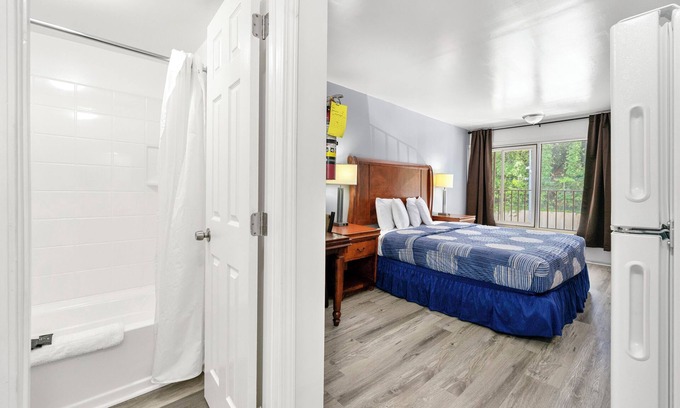 Atlanta Hotel | Budgetel Inn and Suites