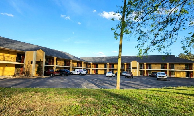 Scottsboro Hotel | Budgetel Inn