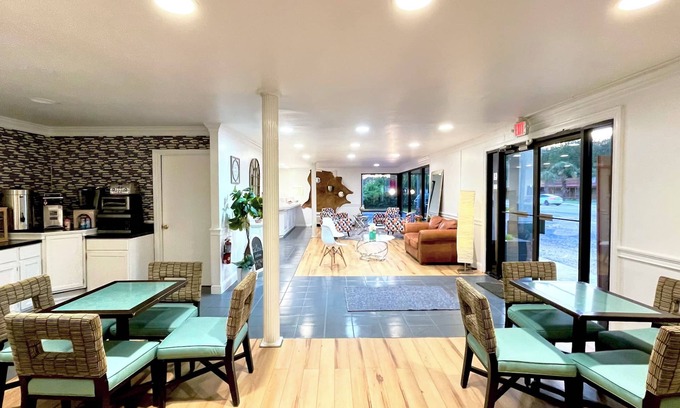 Walterboro Hotel | Budgetel