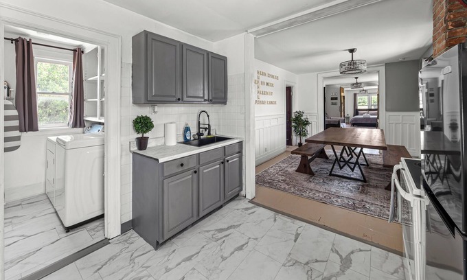 Buffalo Villa | Buffalo Villa For Large Groups
