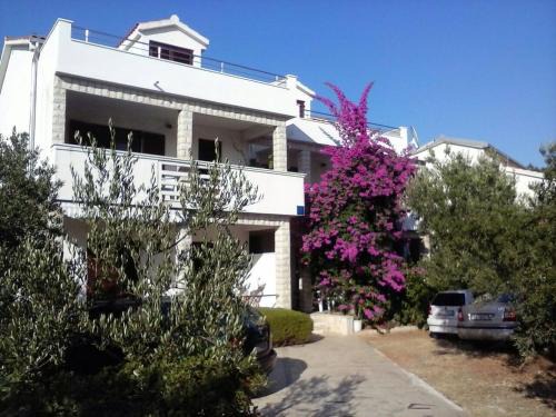 Rogoznica Apartment | Bugenvila