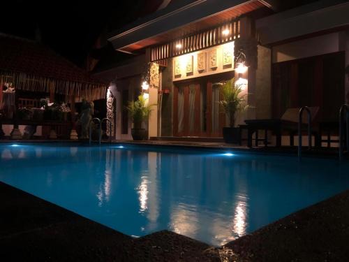 Tenganan Cabin | Bukit Kembang Sari