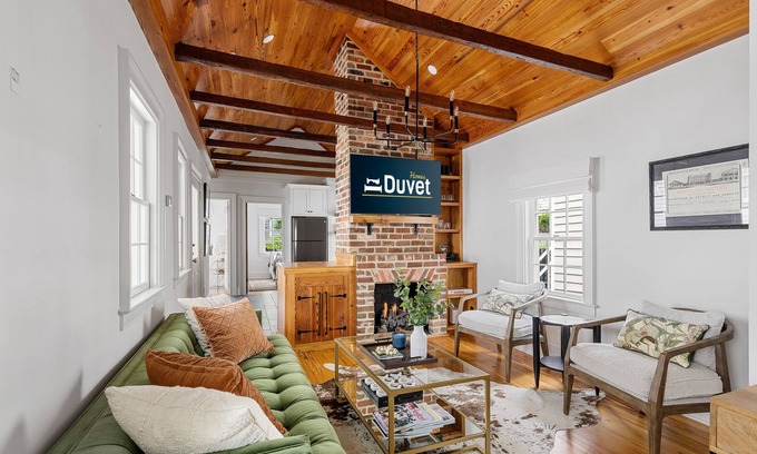 Harleston Village House | Bull Street Bungalow, Gorgeous 3br/2ba Downtown