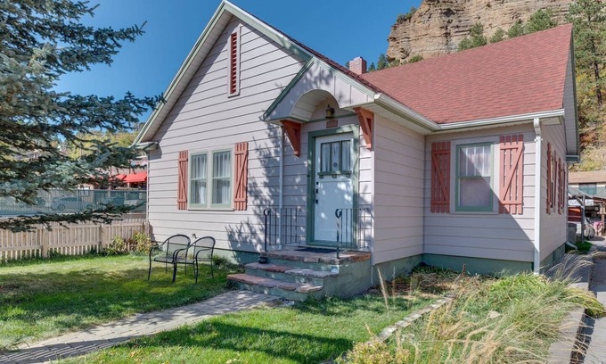 Deadwood Cottage | Bullock Cottage at First Deadwood Cottages