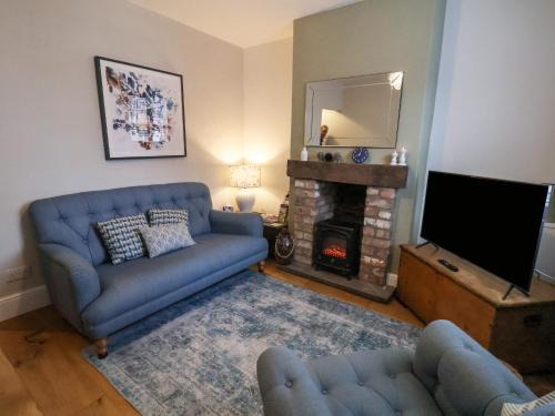 Beverley House | Bumblebee Cottage