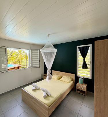 Trois-Rivieres House | Bung'hello Village, Piscine et Parking gratuit