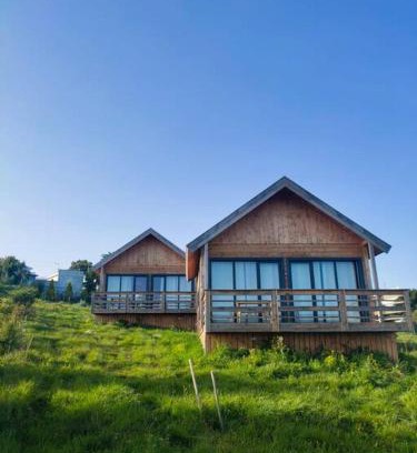 Serra da Pescaria Ski Chalet | Bungalow Blue - Cabana de Madeira