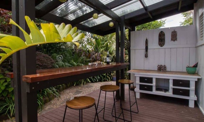 New Plymouth House | Bungalow Eight - 1930s charm near Pukekura Park