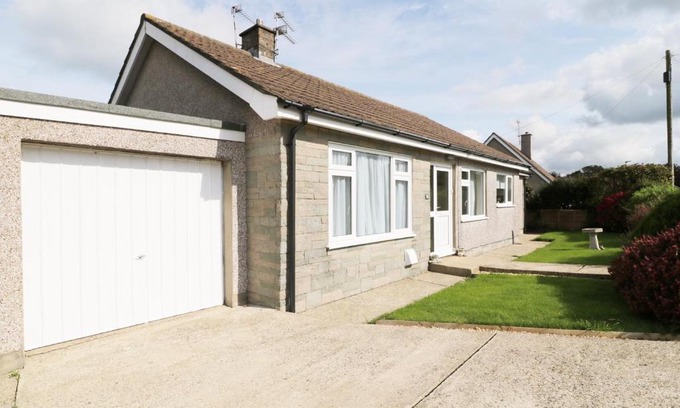 Fishguard House | Bungalow