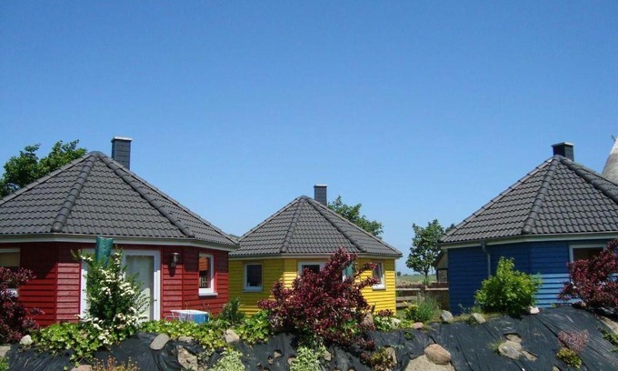 Boergerende-Rethwisch House | Bungalow-Gelb-Peters