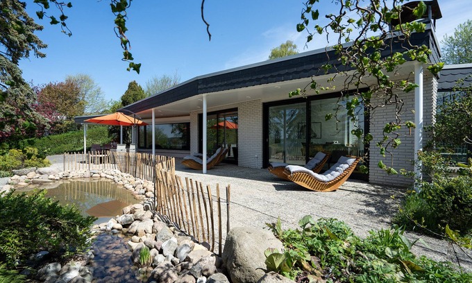 Bosau House | Bungalow Haus am See with its own sauna directly on Lake Plön in Bosau