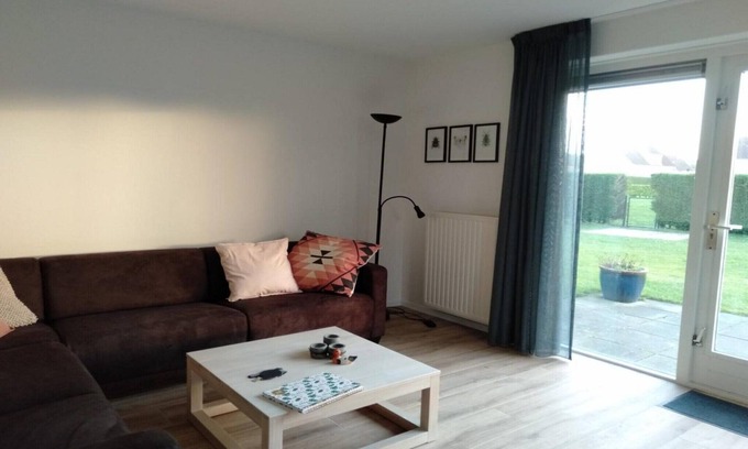 Breskens House | Bungalow in Breskens near Beach and Dunes