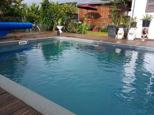 Saint-Paul House | Bungalow intime avec piscine privée à Saint-Paul.