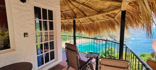 Puerto Angel House | Bungalow Mar y Luna