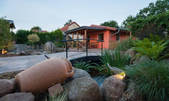 Oberhavel House | Bungalow to feel good in